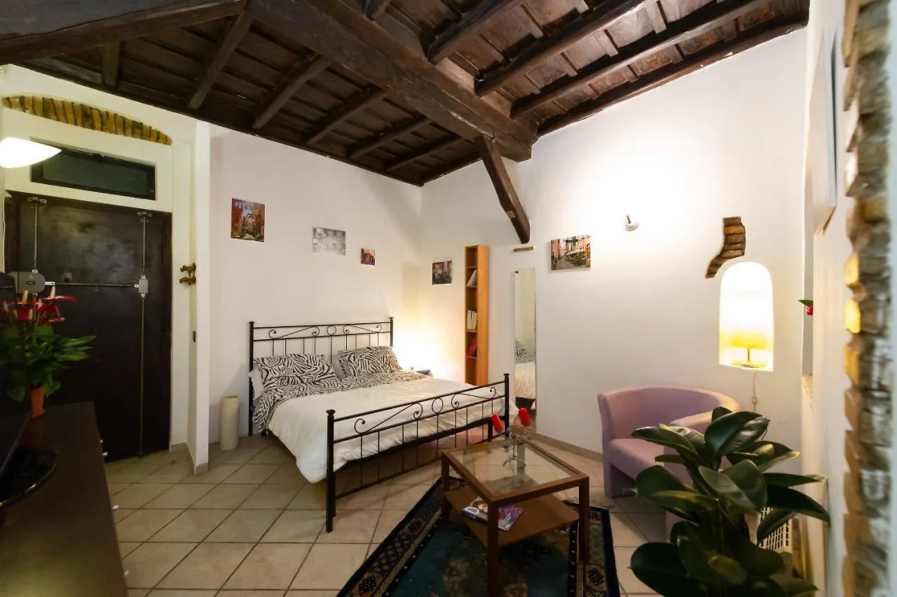 Justacasa Alla Scala Trastevere Rome Apartment